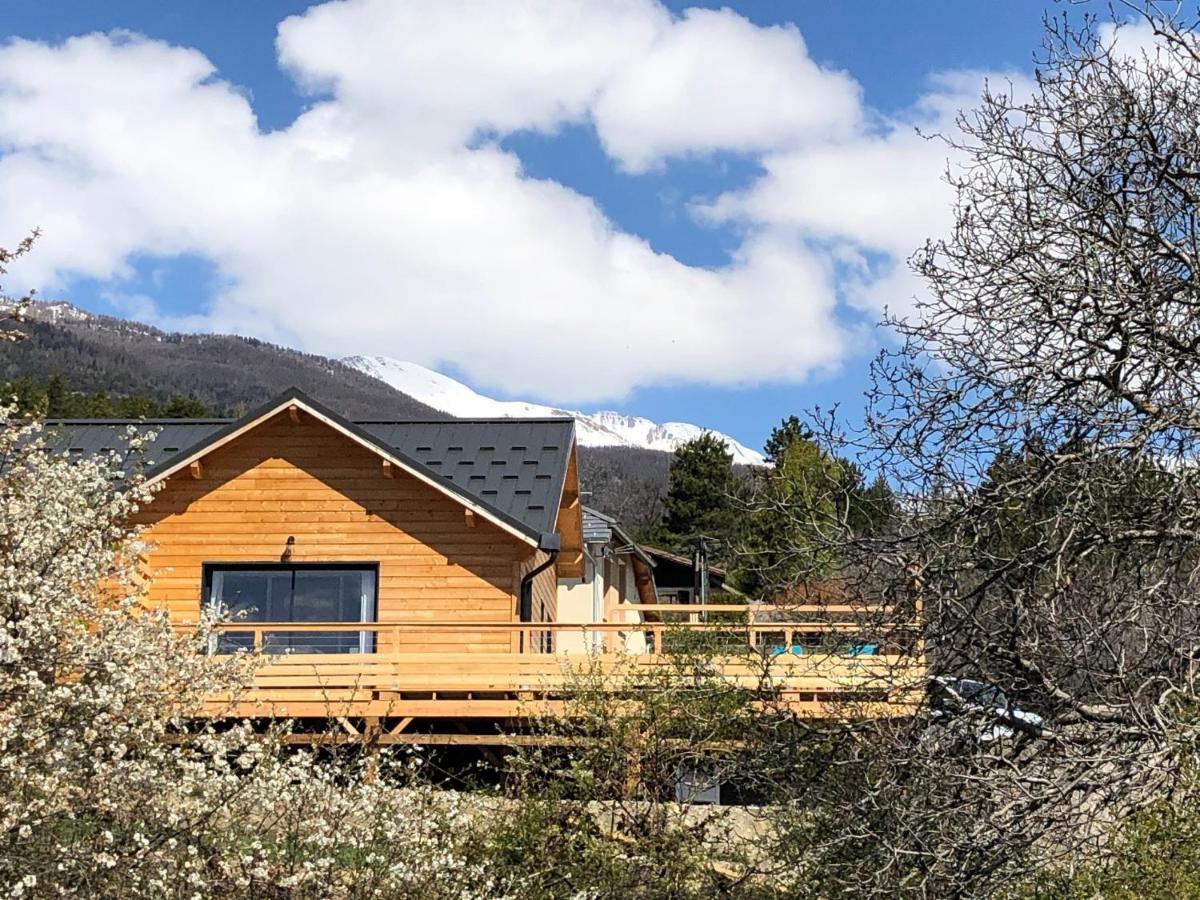 Chalet Avec Vue Lac アンブラン エクステリア 写真